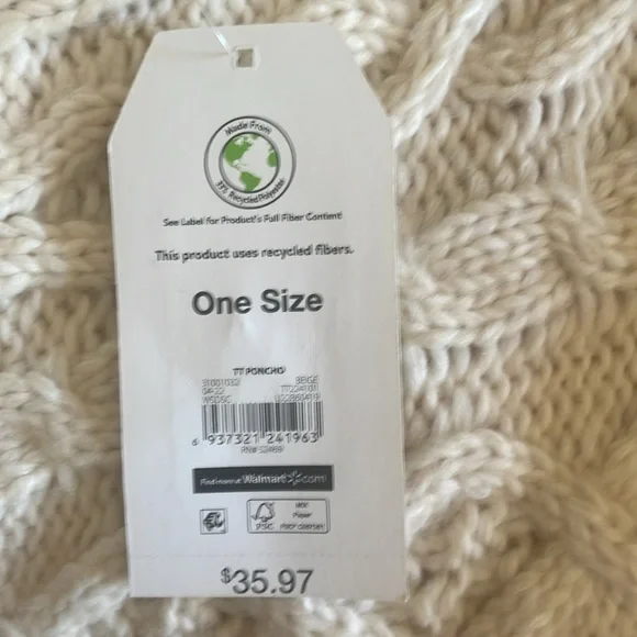 NWT Cable knit poncho - Picture 3 of 4